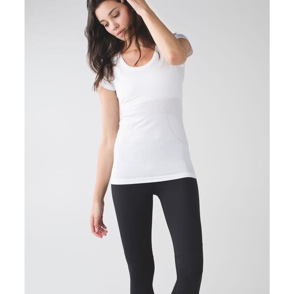 LULULEMON Women's Swiftly Tech Short Sleeve Scoop Size 10 In Heathered White - Picture 3 of 11